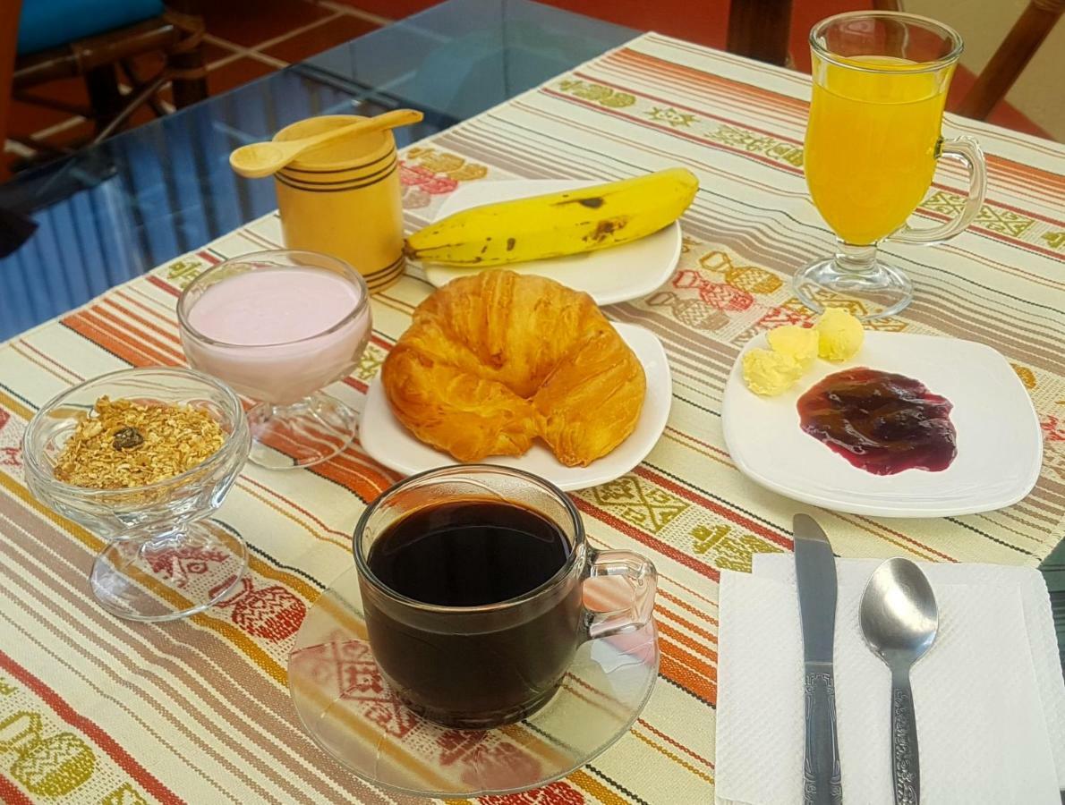 Hostal Sendero De Volcanes Latacunga Dış mekan fotoğraf