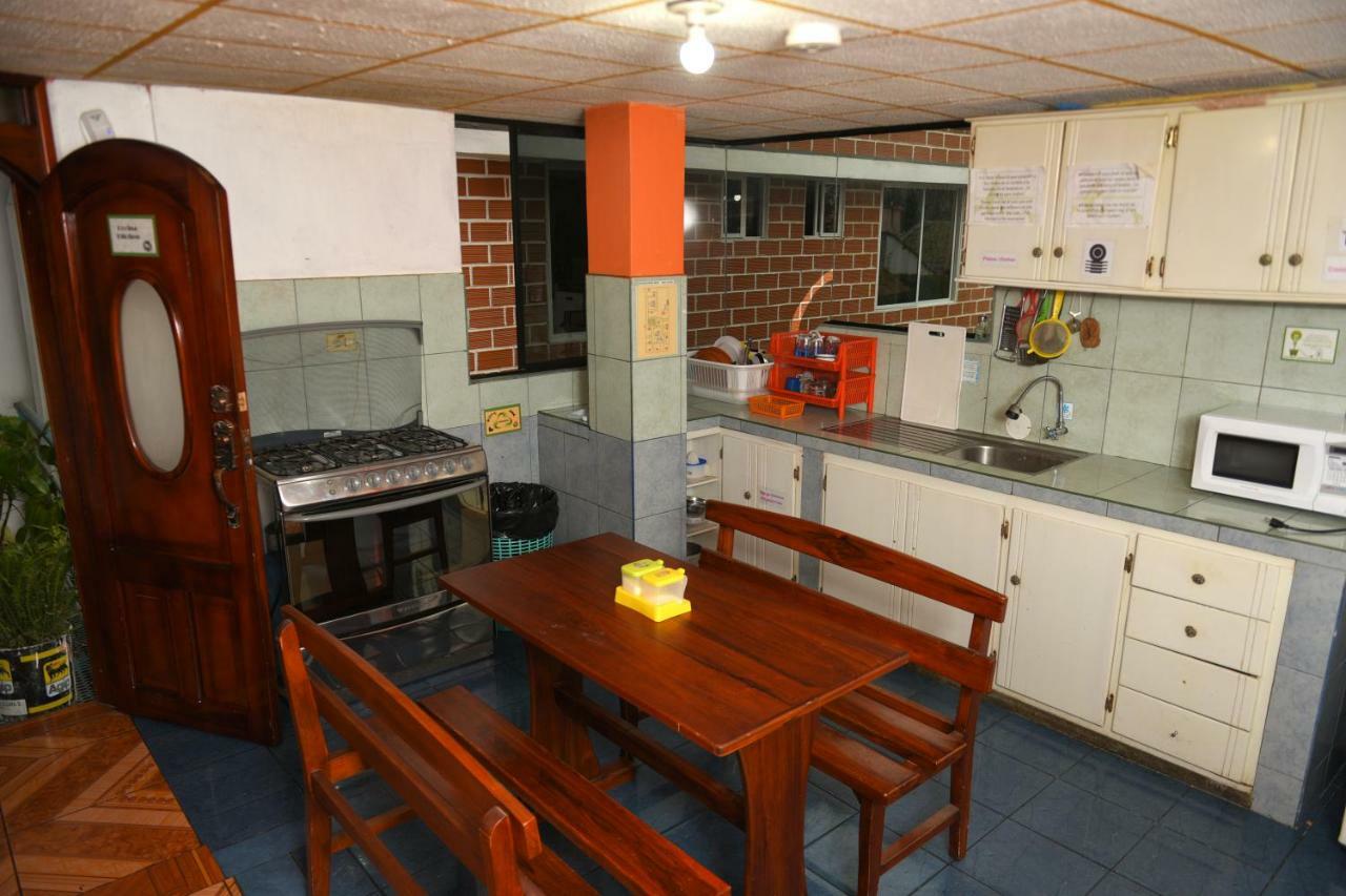 Hostal Sendero De Volcanes Latacunga Dış mekan fotoğraf